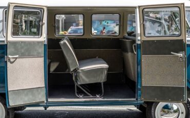 Volkswagen-Microbus-1964-Blue-Metallic-27