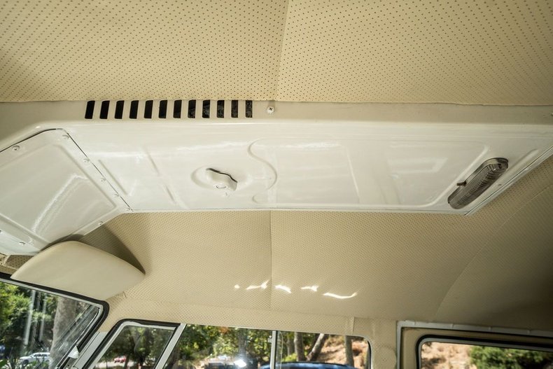 Volkswagen-Microbus-1964-Blue-Metallic-29