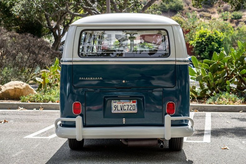 Volkswagen-Microbus-1964-Blue-Metallic-3