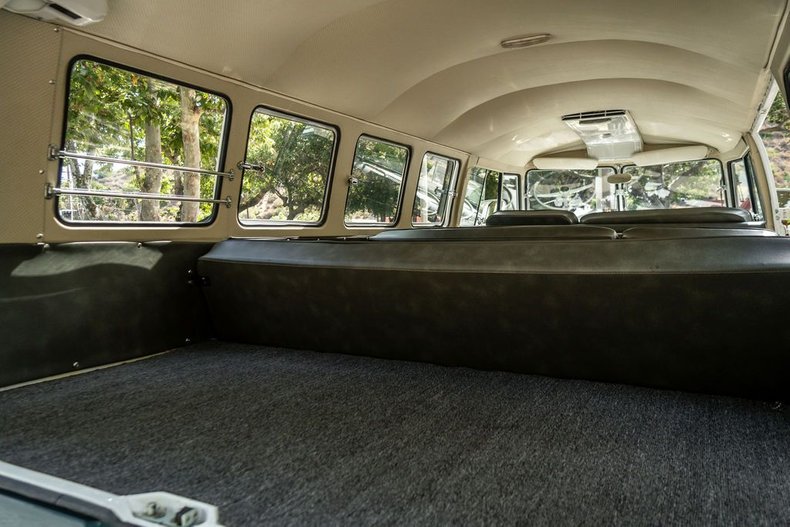 Volkswagen-Microbus-1964-Blue-Metallic-31