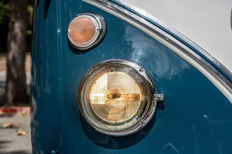 Volkswagen-Microbus-1964-Blue-Metallic-41