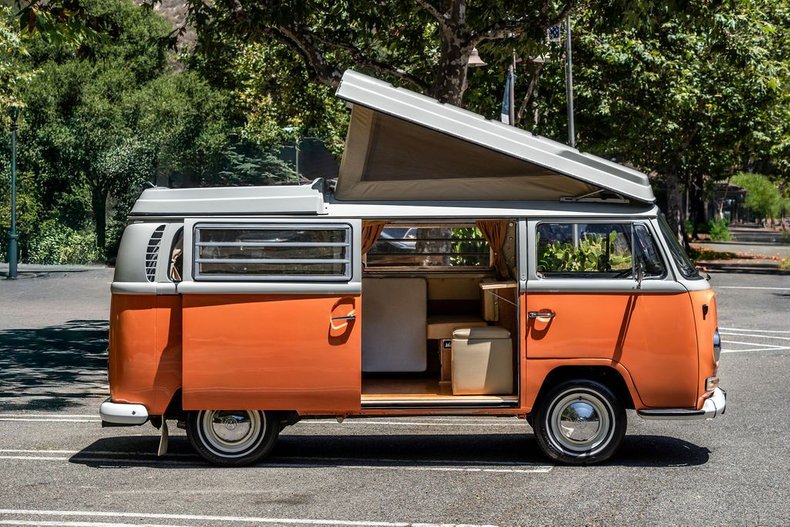 Volkswagen-Other-1968-Orange-Copper-Tan-10