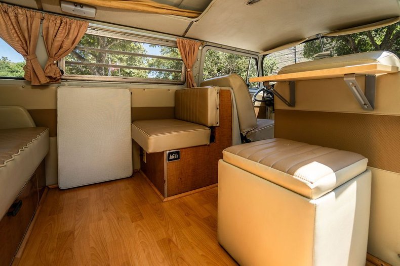 Volkswagen-Other-1968-Orange-Copper-Tan-13