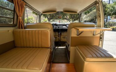 Volkswagen-Other-1968-Orange-Copper-Tan-15