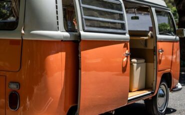 Volkswagen-Other-1968-Orange-Copper-Tan-17
