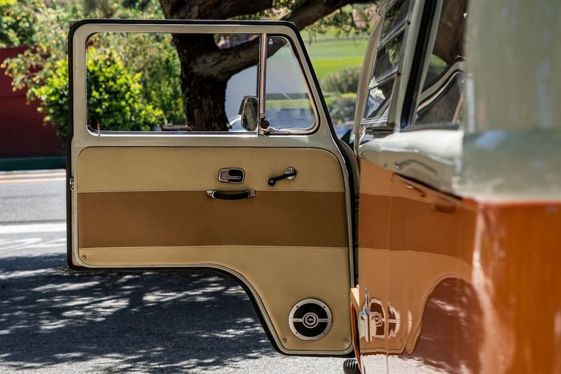 Volkswagen-Other-1968-Orange-Copper-Tan-42