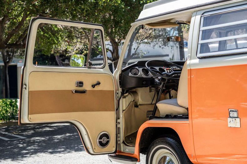 Volkswagen-Other-1968-Orange-Copper-Tan-43