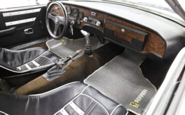 Volkswagen-Other-1969-White-Black-32