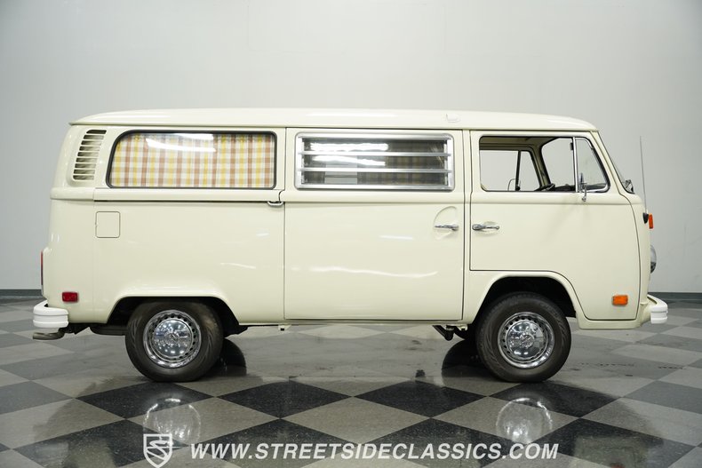 Volkswagen-Other-1973-Pastel-White-Dark-Beige-16