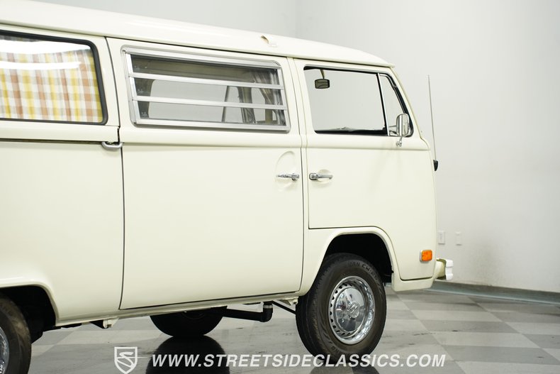 Volkswagen-Other-1973-Pastel-White-Dark-Beige-32
