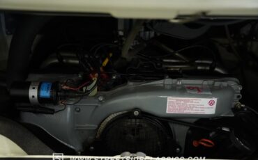 Volkswagen-Other-1973-Pastel-White-Dark-Beige-38
