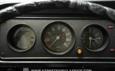 Volkswagen-Other-1973-Pastel-White-Dark-Beige-44