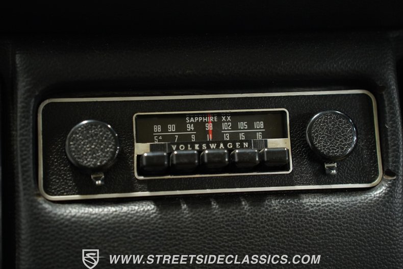 Volkswagen-Other-1973-Pastel-White-Dark-Beige-45
