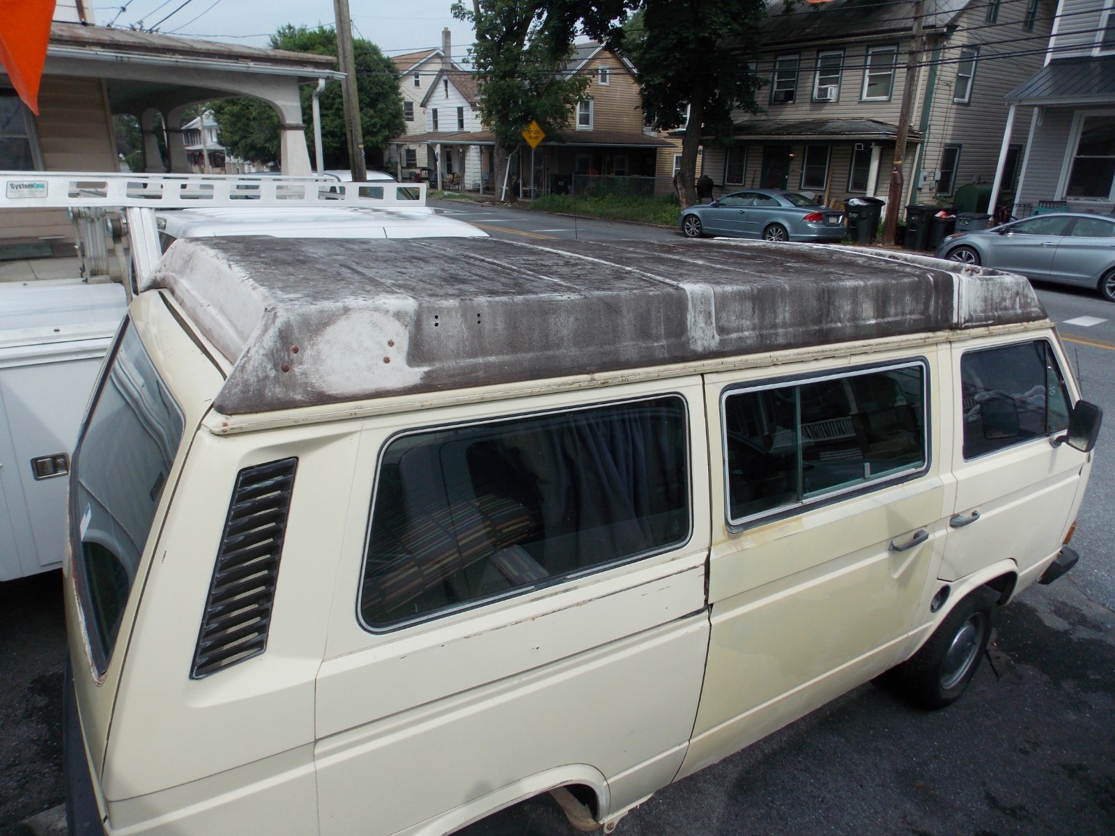 Volkswagen-Other-1981-Minivan-16