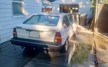 Volkswagen-Quantum-1983-Hatchback-4