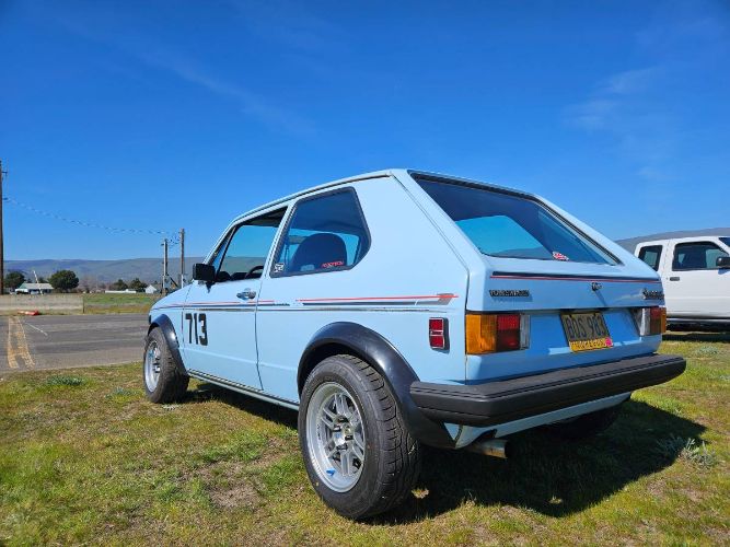 Volkswagen-Rabbit-1980-12