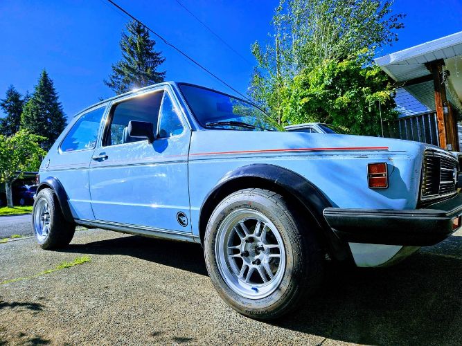 Volkswagen-Rabbit-1980-3