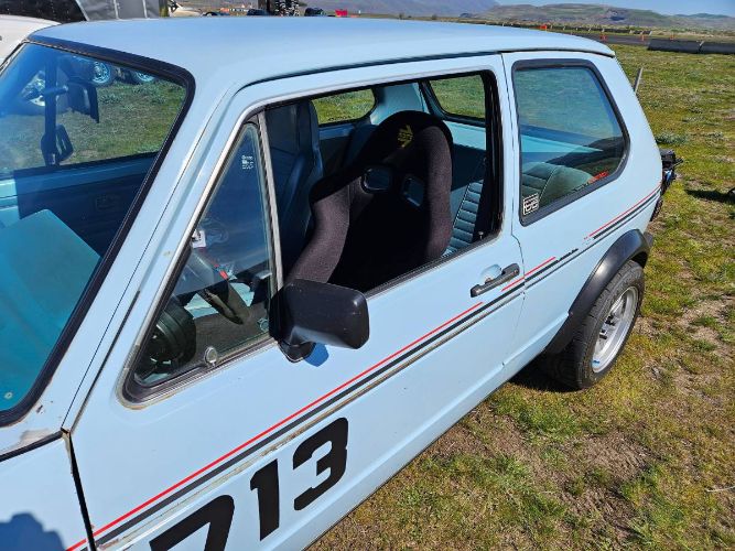 Volkswagen-Rabbit-1980-5