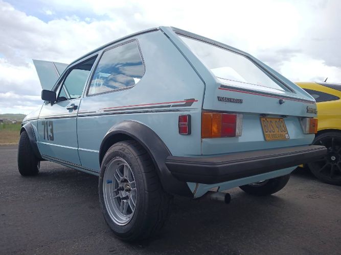 Volkswagen-Rabbit-1980-7