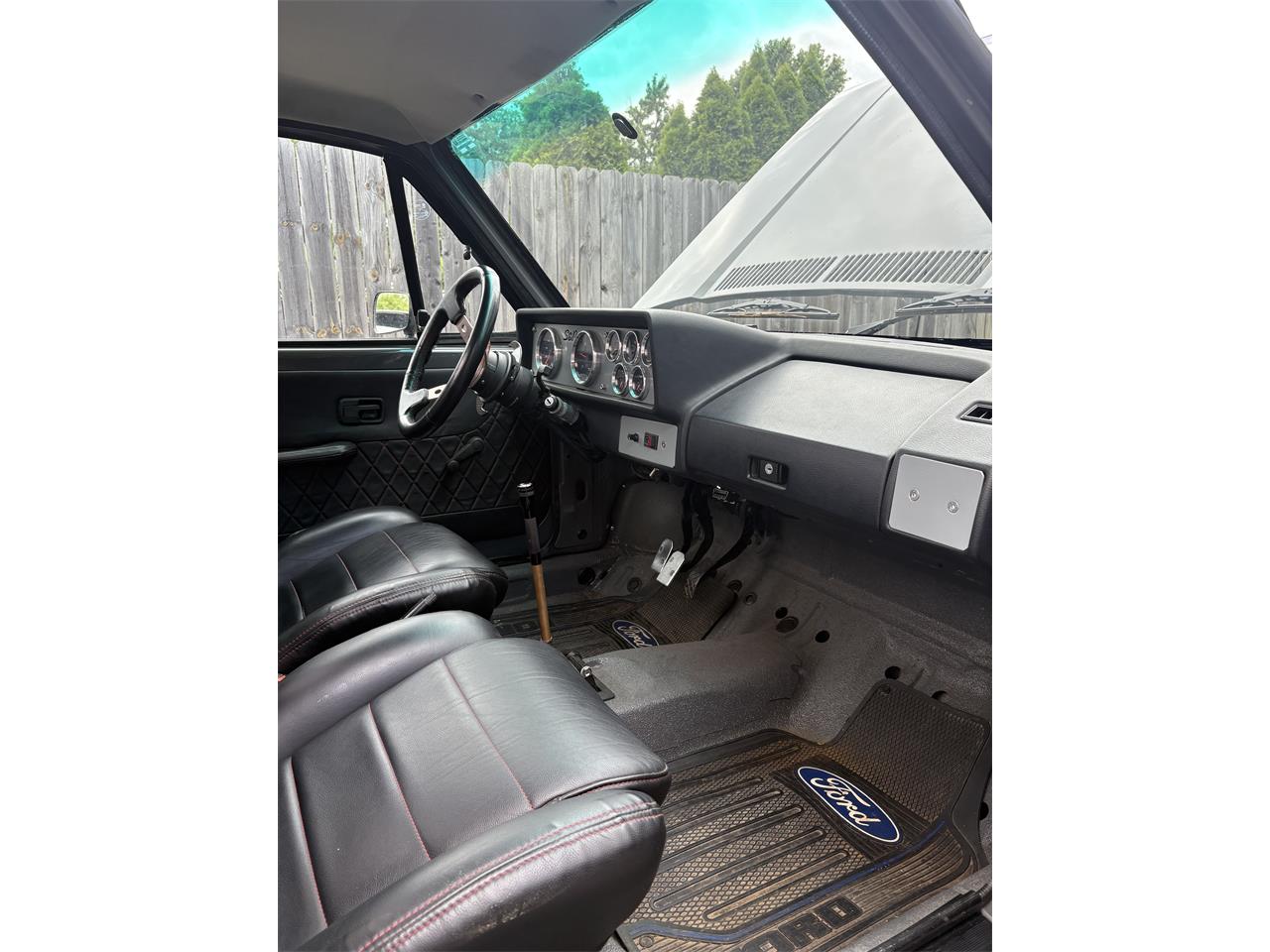 Volkswagen-Rabbit-1981-Dark-grey-Dark-grey-16