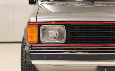 Volkswagen-Rabbit-1982-Pickup-Truck-15