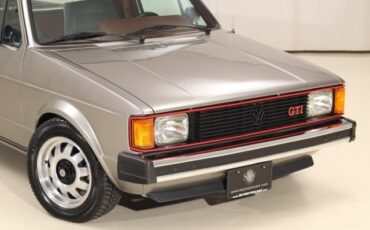 Volkswagen-Rabbit-1982-Pickup-Truck-17