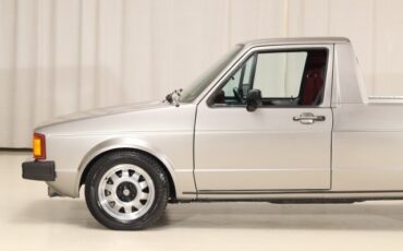 Volkswagen-Rabbit-1982-Pickup-Truck-2