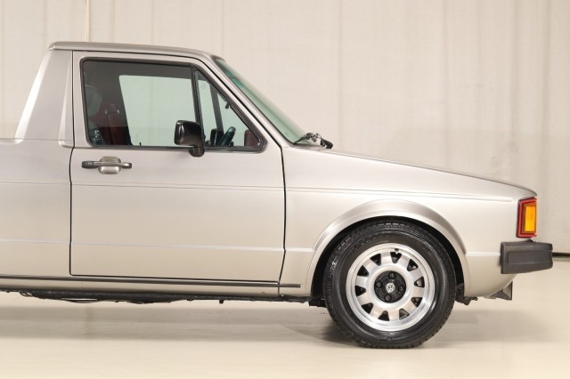 Volkswagen-Rabbit-1982-Pickup-Truck-24