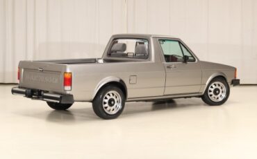 Volkswagen-Rabbit-1982-Pickup-Truck-25