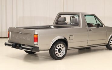 Volkswagen-Rabbit-1982-Pickup-Truck-26