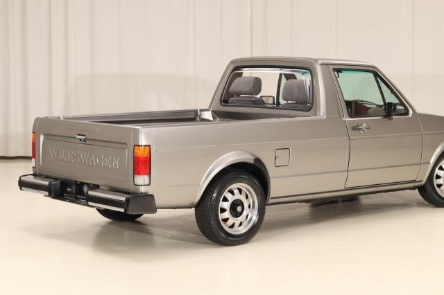 Volkswagen-Rabbit-1982-Pickup-Truck-26