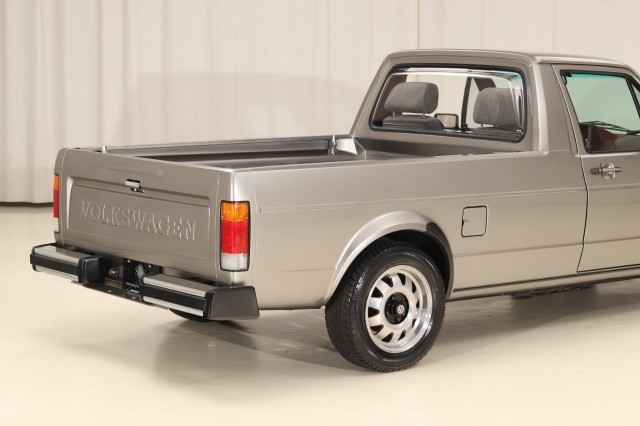Volkswagen-Rabbit-1982-Pickup-Truck-27