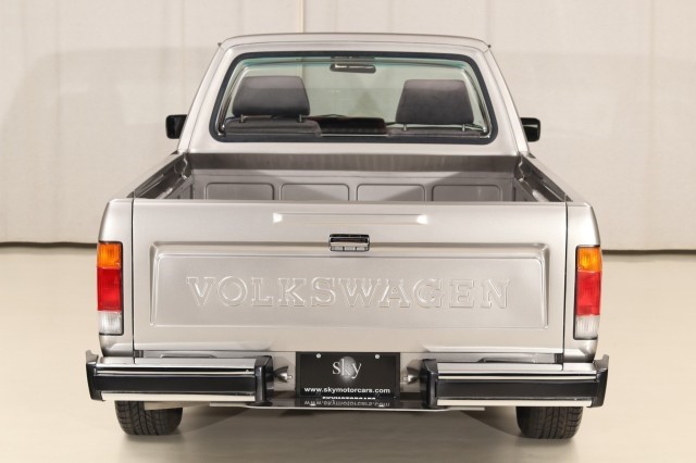 Volkswagen-Rabbit-1982-Pickup-Truck-28