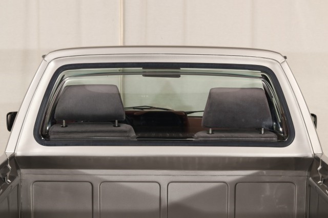 Volkswagen-Rabbit-1982-Pickup-Truck-38
