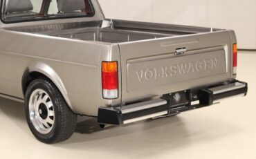 Volkswagen-Rabbit-1982-Pickup-Truck-39