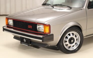 Volkswagen-Rabbit-1982-Pickup-Truck-8