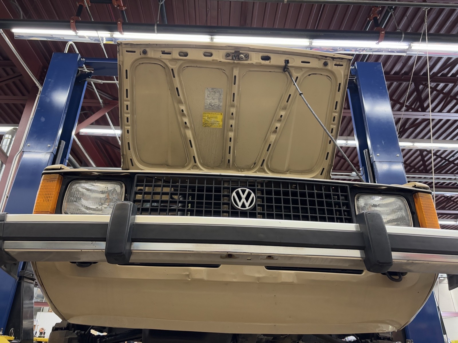 Volkswagen-Rabbit-Pickup-1982-18