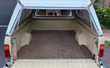Volkswagen-Rabbit-Pickup-1982-6