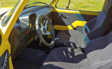 Volkswagen-Super-Beetle-1974-Compact-30