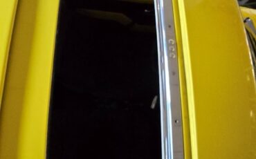 Volkswagen-Super-Beetle-1974-Compact-4
