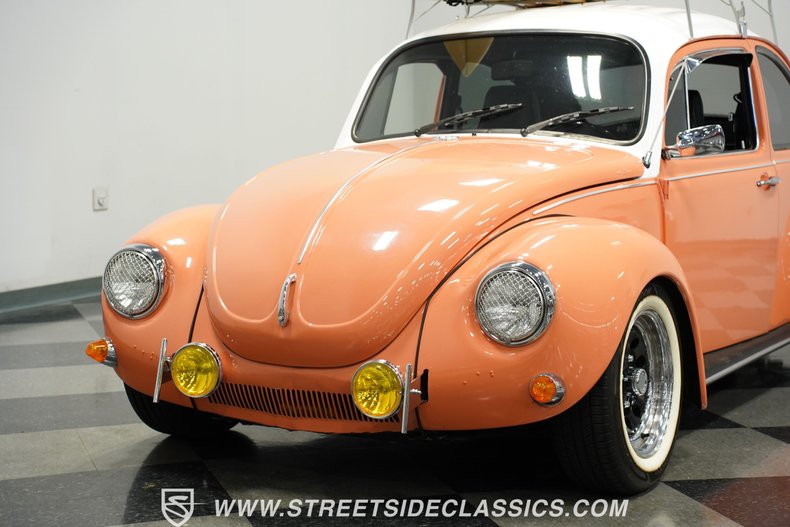 Volkswagen-Super-beetle-1971-Peach-Black-23