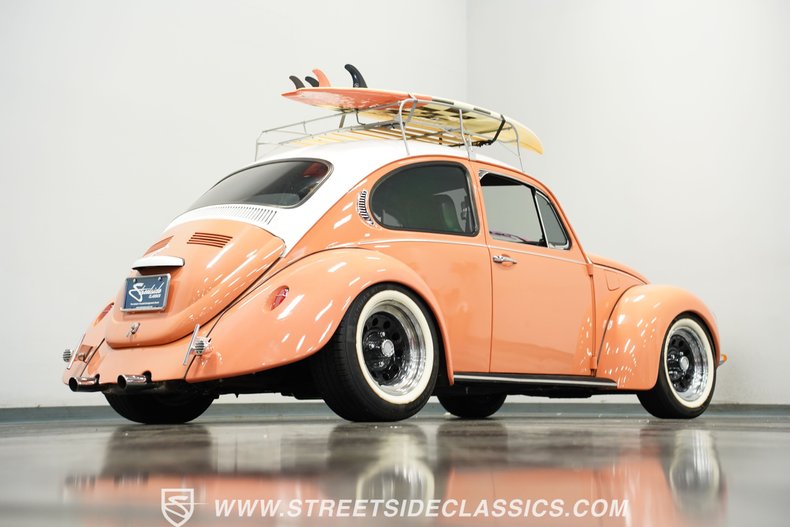 Volkswagen-Super-beetle-1971-Peach-Black-34