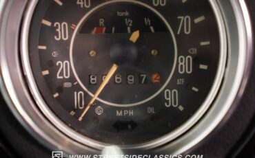 Volkswagen-Super-beetle-1971-Peach-Black-48