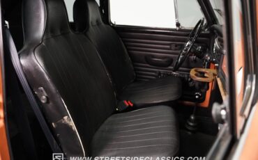 Volkswagen-Super-beetle-1971-Peach-Black-6
