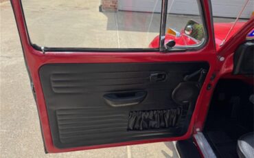 Volkswagen-Super-beetle-1973-red-blac-7