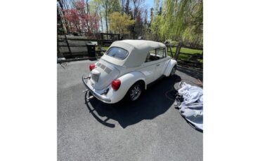 Volkswagen-Super-beetle-1979-peal-white-white-6