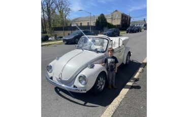 Volkswagen-Super-beetle-1979-peal-white-white-9