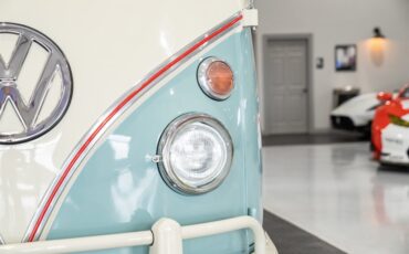 Volkswagen-T1-BUS-1974-Van-15