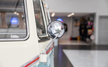 Volkswagen-T1-BUS-1974-Van-18