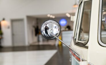 Volkswagen-T1-BUS-1974-Van-19